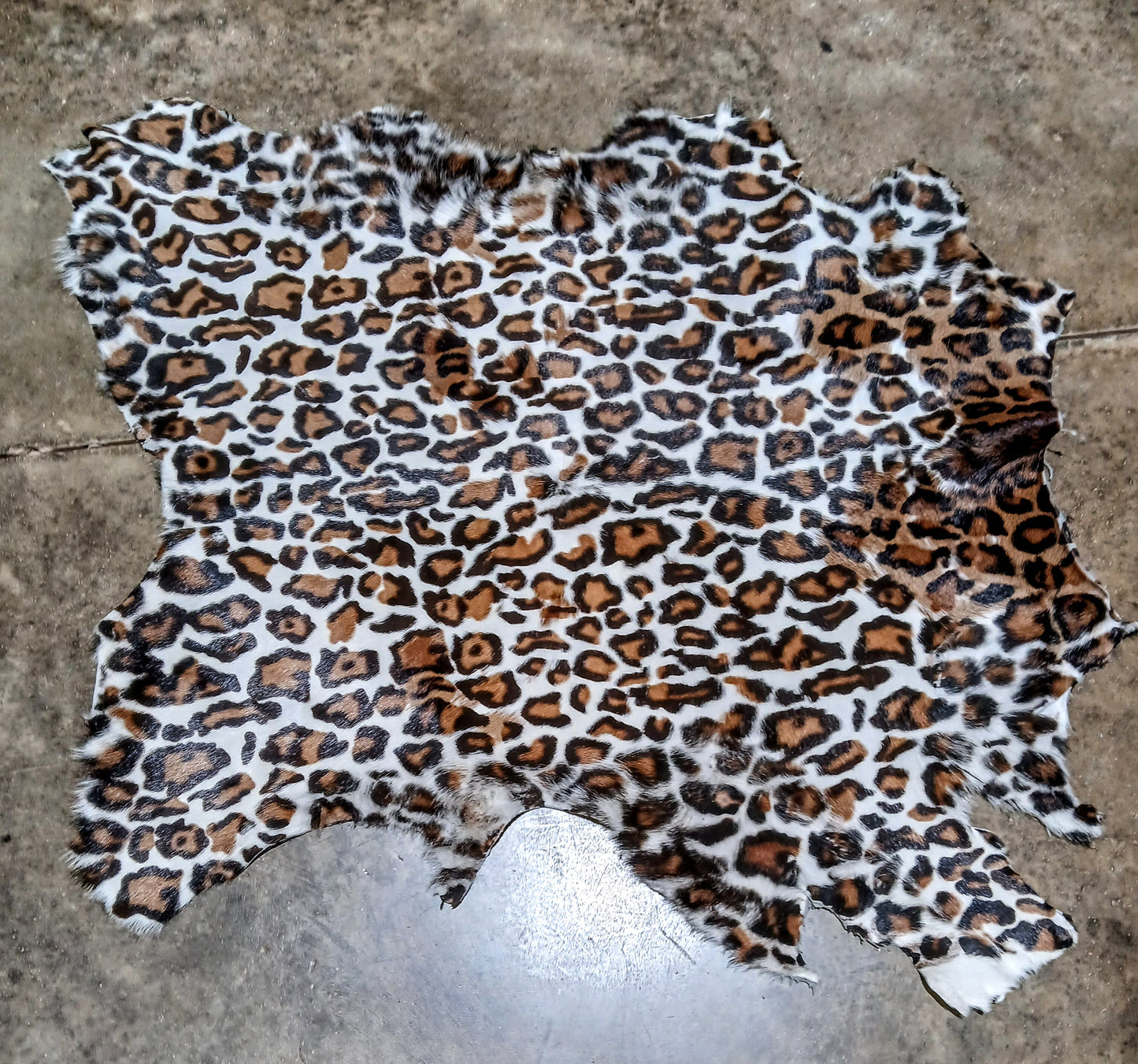LEOPARD STENCILED CALF HIDES