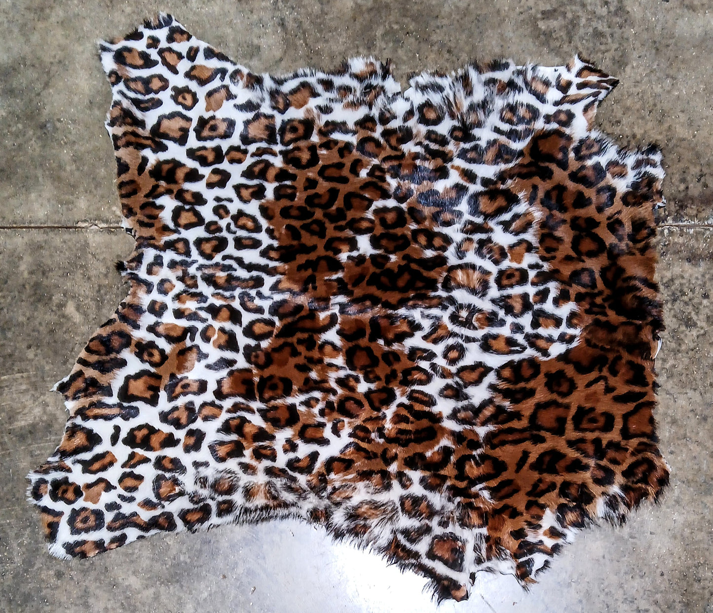 LEOPARD STENCILED CALF HIDES