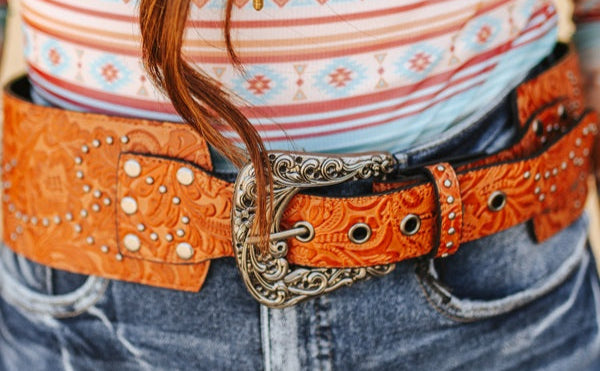 COGNAC TOOLED LEATHER STUDDED WIDE CONCHO BELT