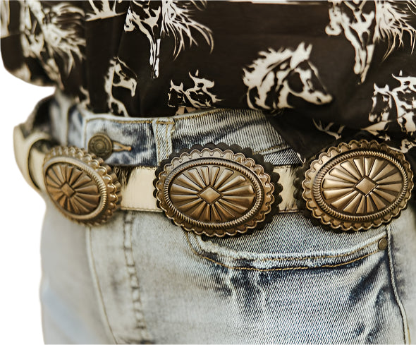 GENUINE COWHIDE LEATHER OVAL CONCHO BELT