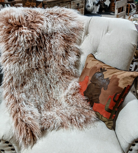 TIBETAN SHEEP THROW - CHAMPAGNE TIPPED