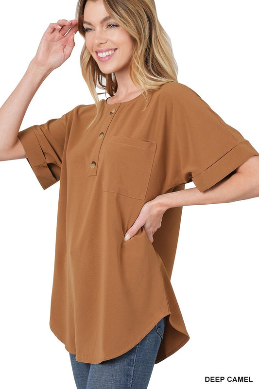 WOVEN HEAVY SPAN DOBBY BUTTON FRONT POCKET TOP in DEEP CAMEL