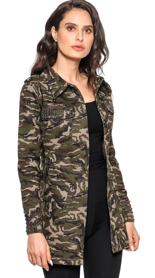 CAMO STUDDED UTILITY JACKET
