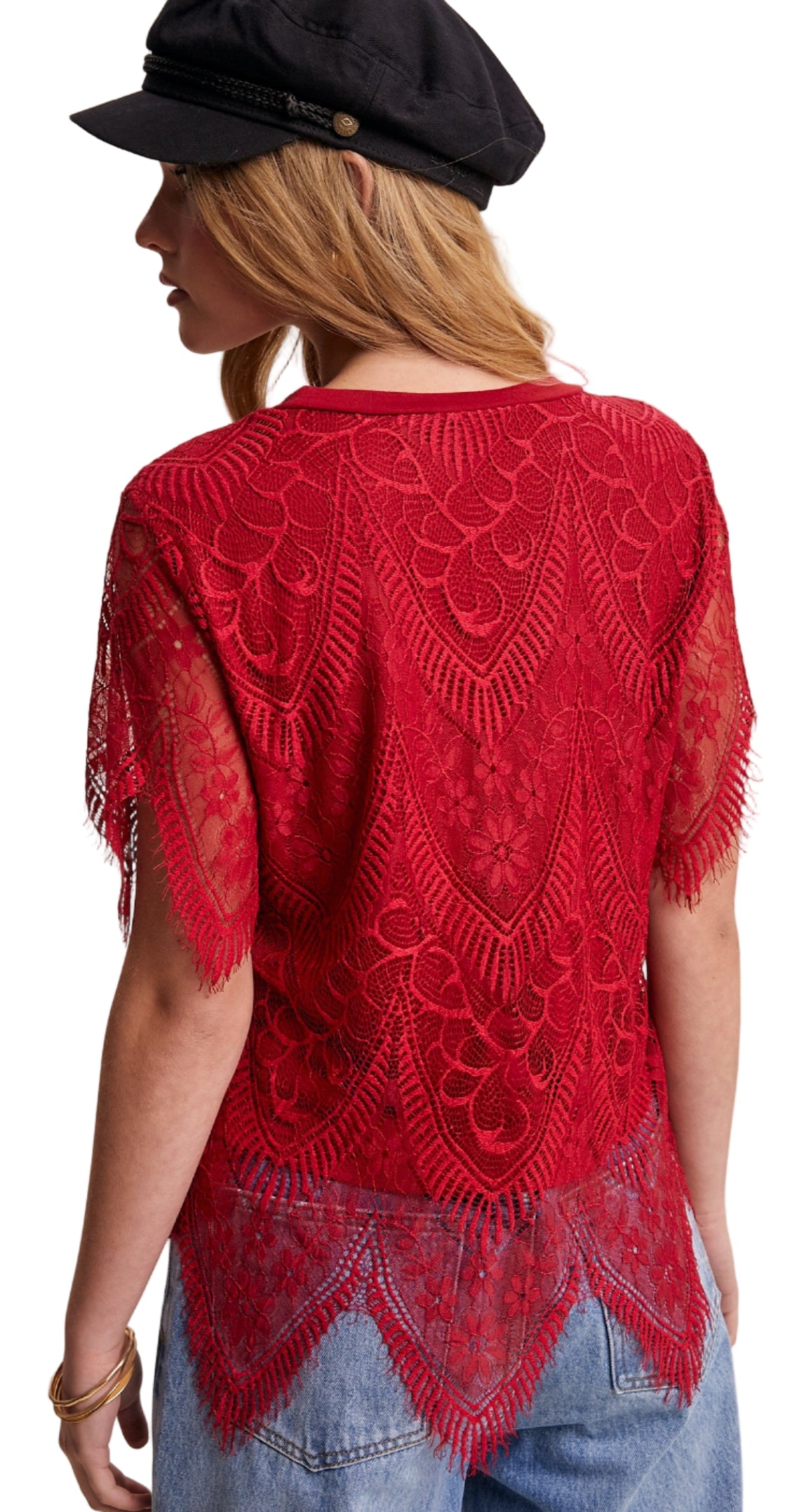 SCALLOPED LACE SHORT SLEEVE TOP in WINE