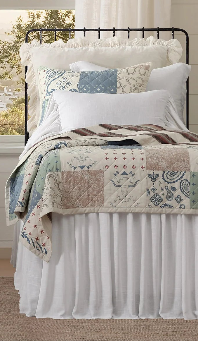 PATCHWRK PAISLEY QUILT SET in TWIN