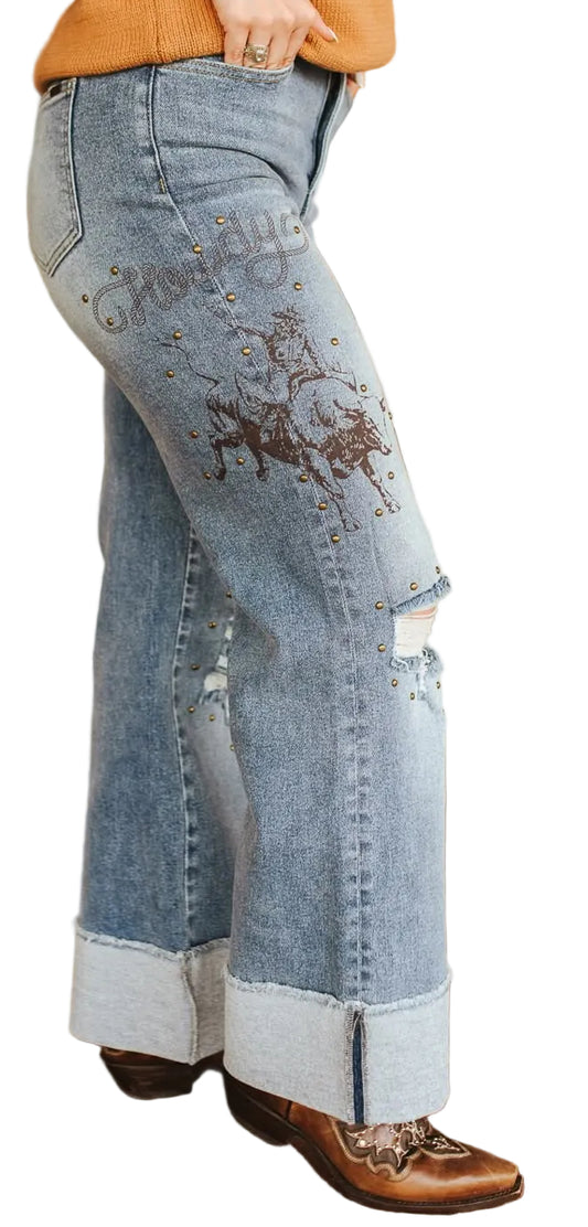 MID-WASH STUDDED BRONCO PRINT CUFFED CROP JEANS