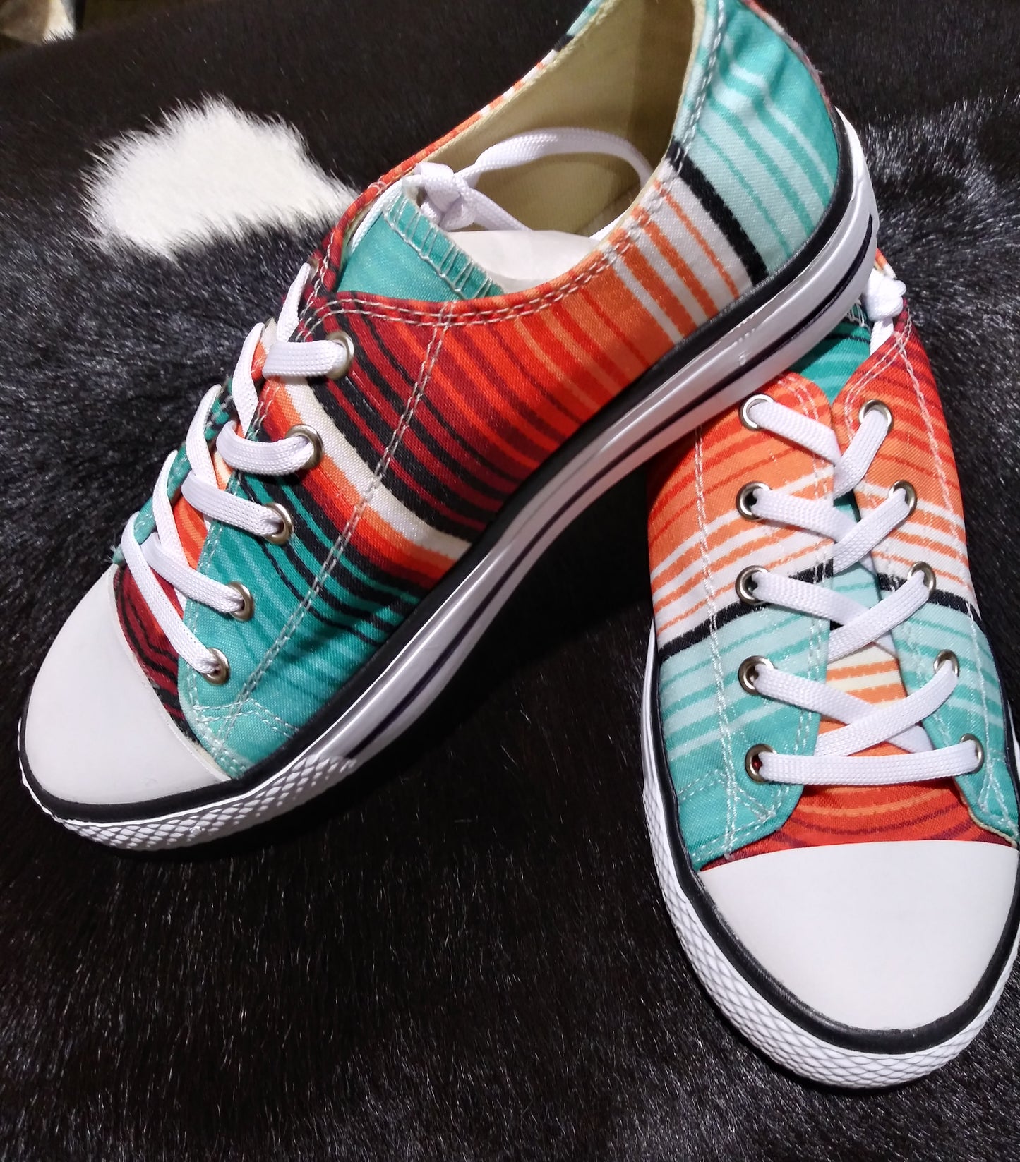 Miami Shoes Star-1 in Aztec Stripe