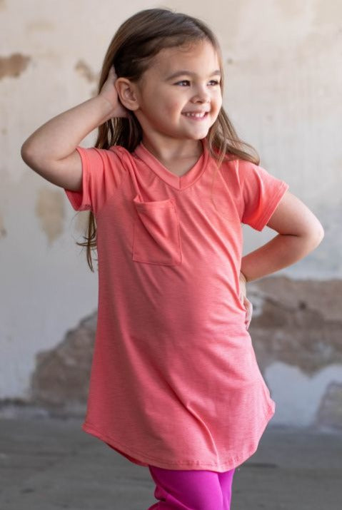 GIRL'S POCKET TEE IN CORAL