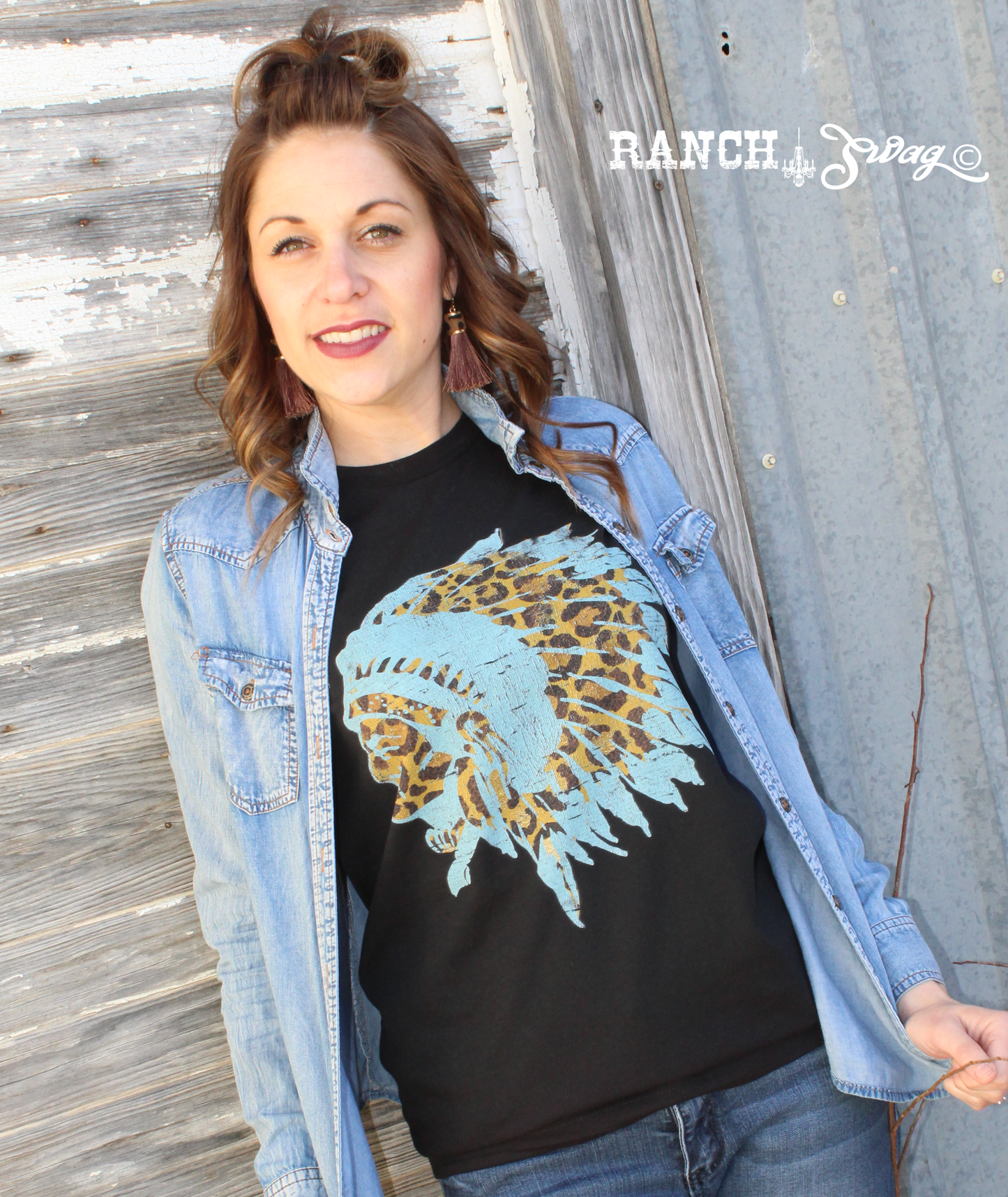 CHEETAH CHIEF DISTRESSED TEE SHIRT IN A BLACK