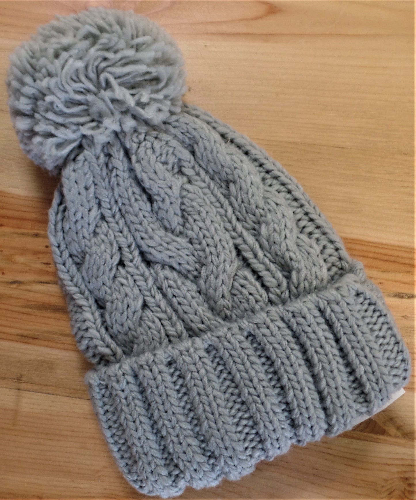 CABLE KNIT POMPOM BEANIE 5 COLORS