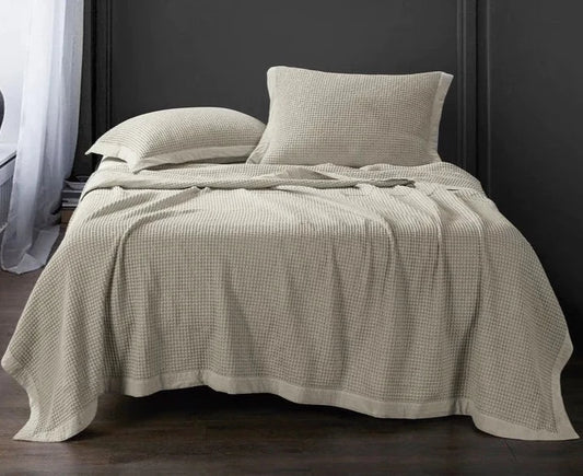WAFFLE WEAVE COTTON COVERLET in LT TAN, FULL/QUEEN