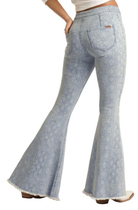 Rock & Roll Cowgirl Junior's Bargain Bells High Rise Extra Stretch Bell Bottom Jeans FLORAL