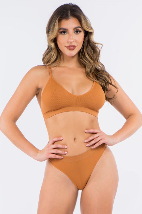 RIBBED SEAMLESS BRA and THONG SET in HAZEL