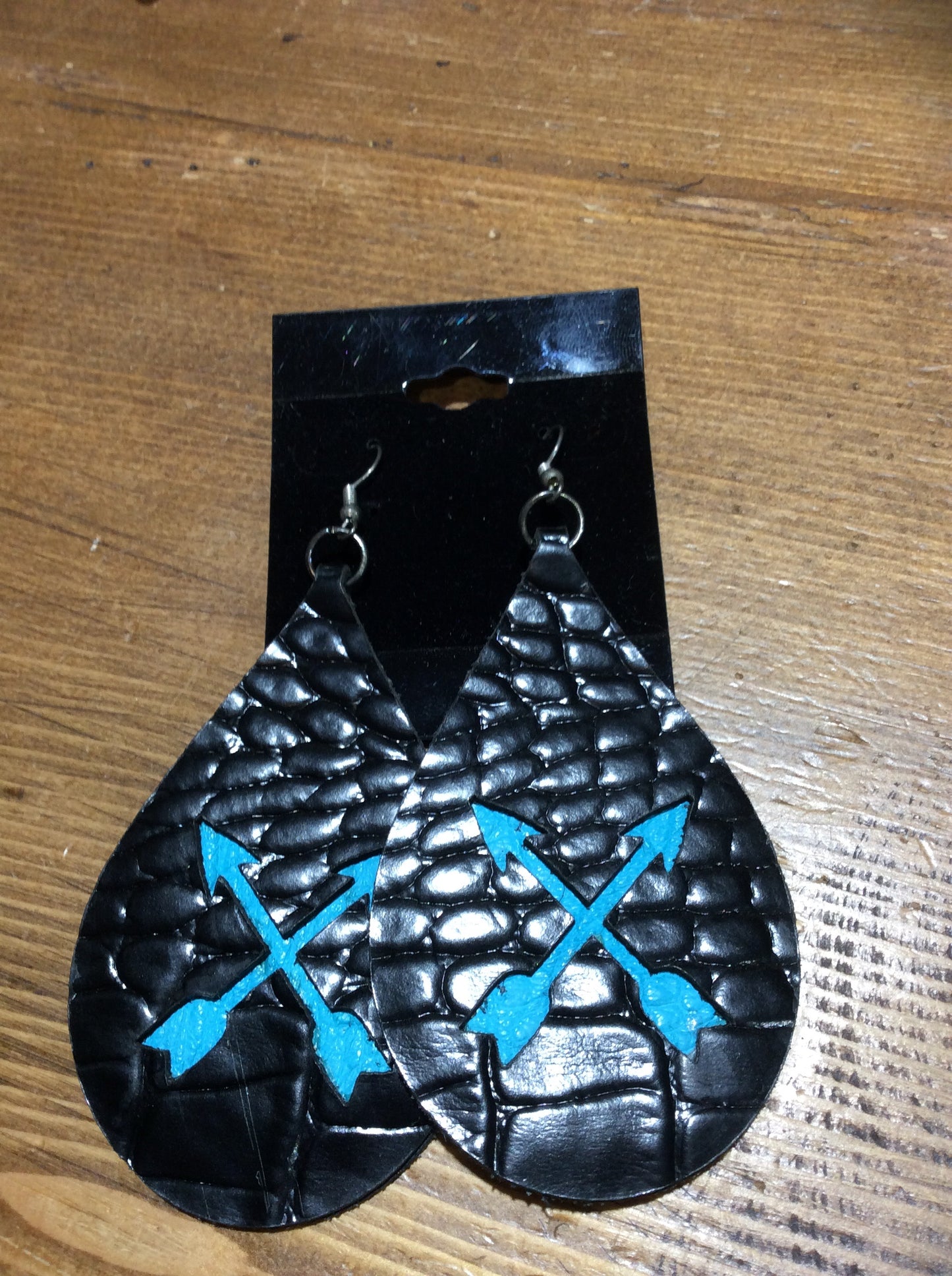 3" LEATHER EARRINGS WITH INLAY