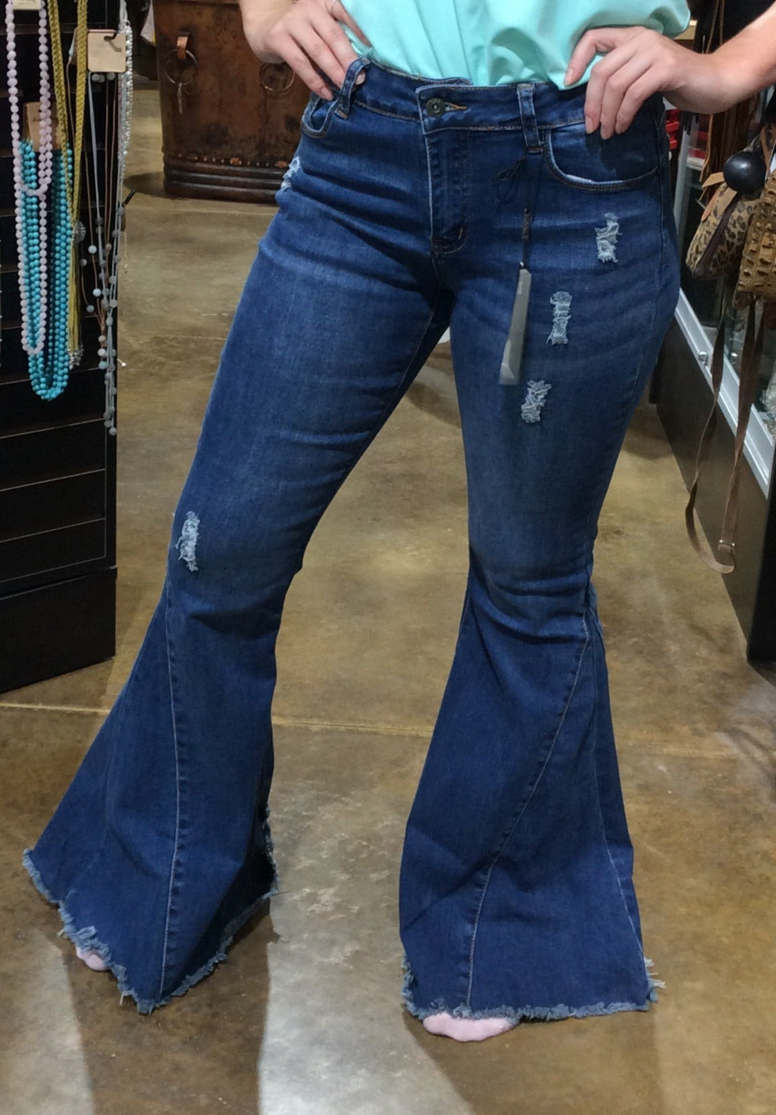 DISTRESSED WIDE FLAIR JEANS