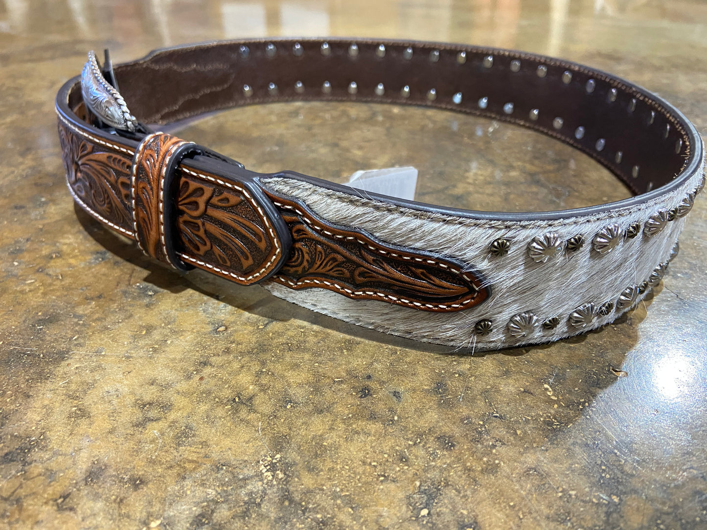 Men’s studded cowhide belt