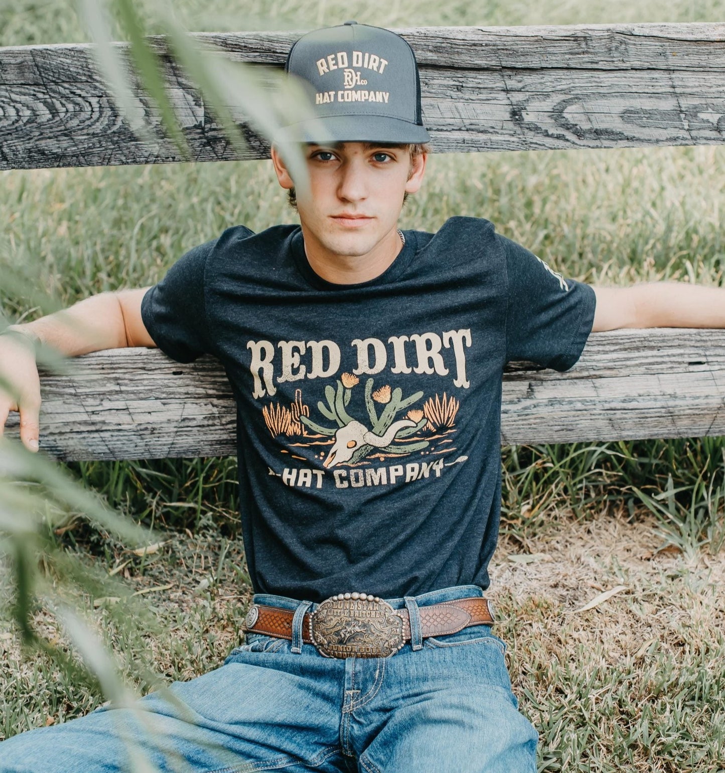 RED HAT CO SALTY DESERT TEE SHIRT in BLACK