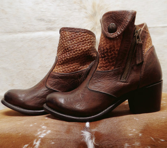 Sonora "Isabella" Shorty Boots